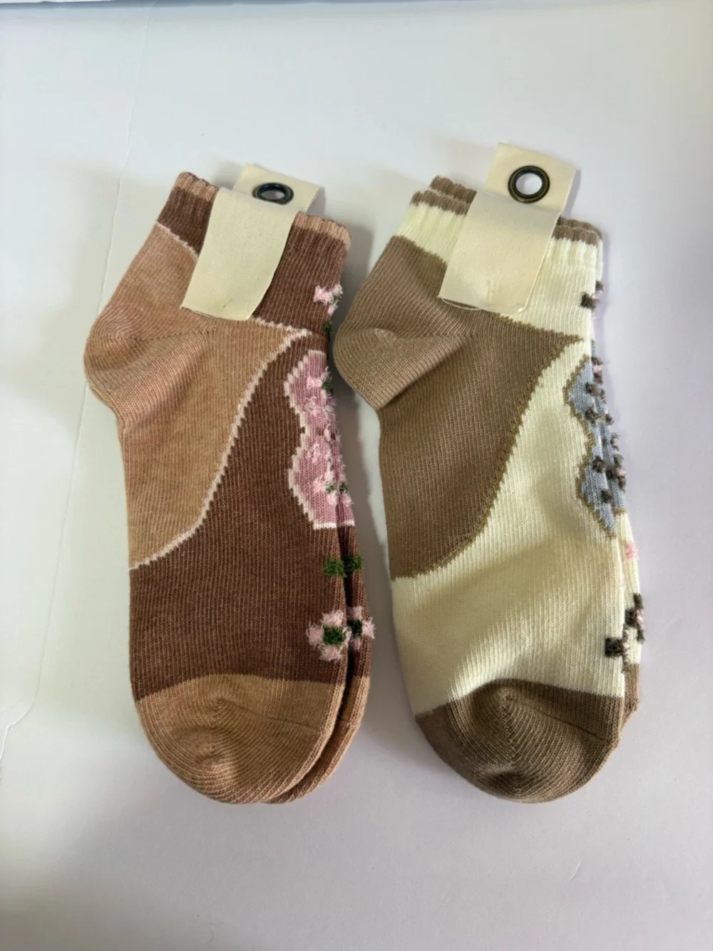Set of 2 NWT Free People Super Short Raggedy Ankle Socks